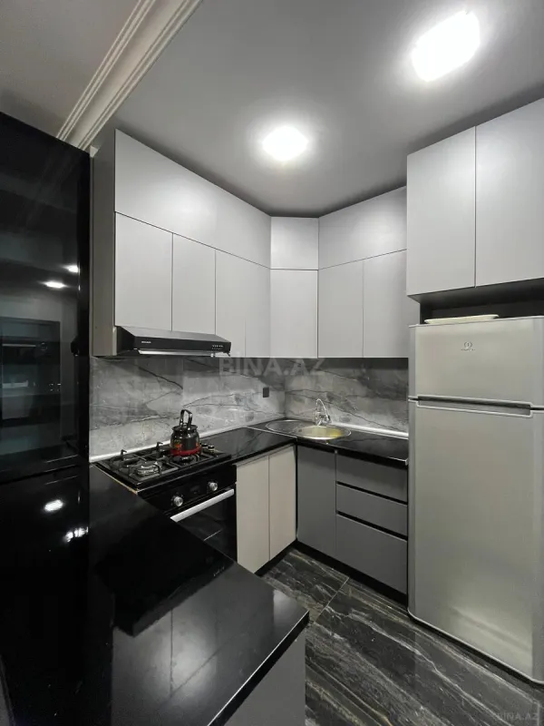 Kirayə verilir 2 otaqlı mənzil 70 m²