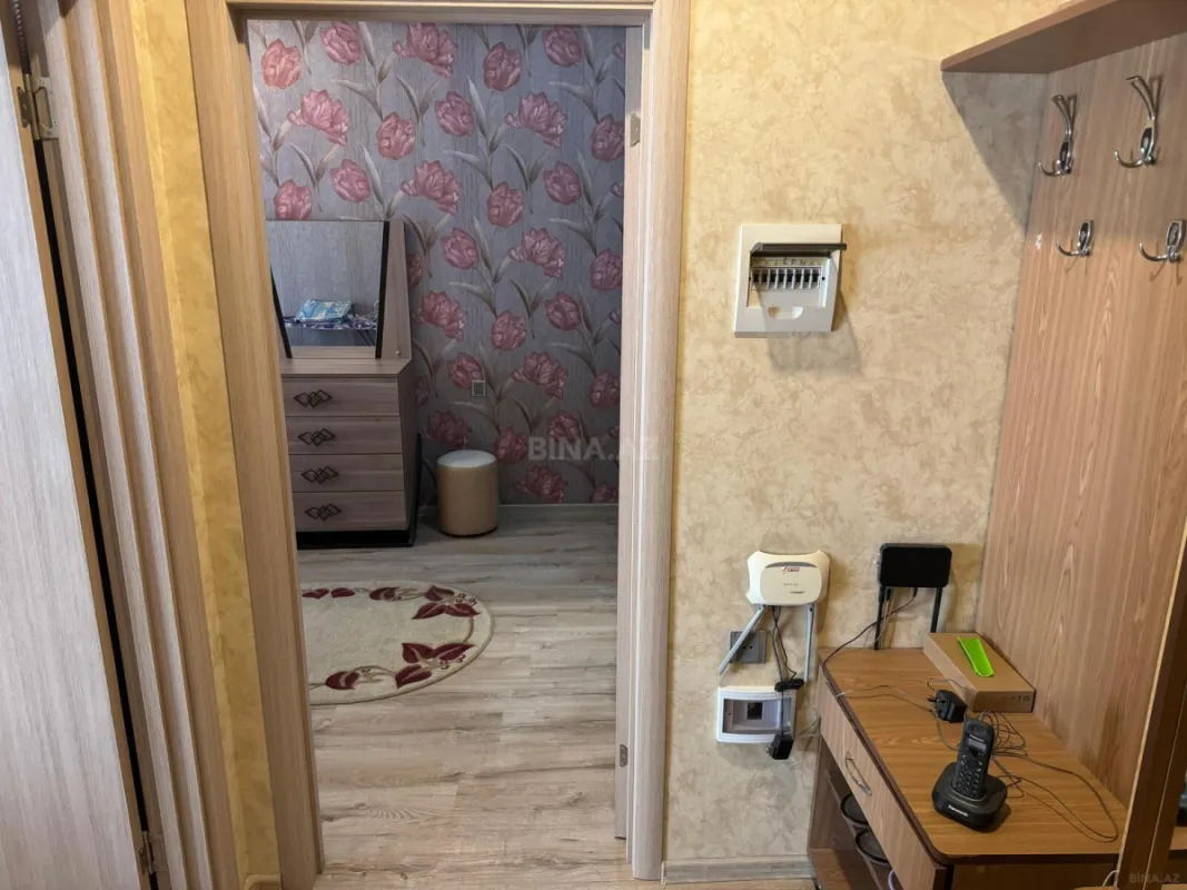 Kirayə verilir 2 otaqlı mənzil 70 m²