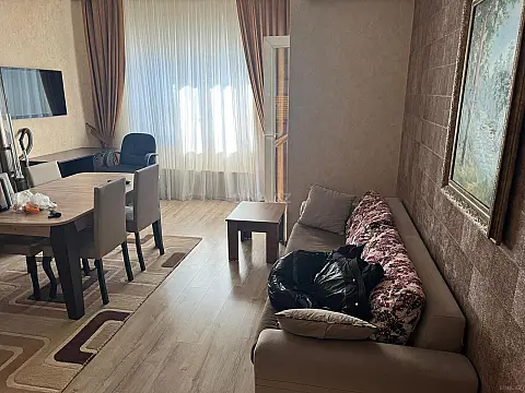 Kirayə verilir 2 otaqlı mənzil 70 m²