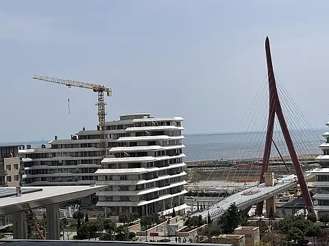 Satılır 4 otaqlı mənzil 220 m² — Bakı 4 otaq 220.00 m²