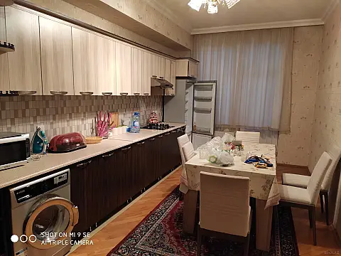 Kirayə verilir 3 otaqlı mənzil 156 m² — Bakı, Xətai 3 otaq 156.00 m²