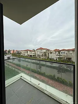 Satılır 2 otaqlı mənzil 84.3 m²