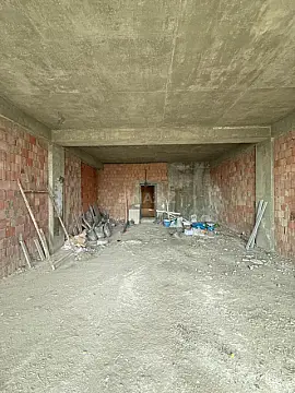 Satılır 2 otaqlı mənzil 84.3 m²