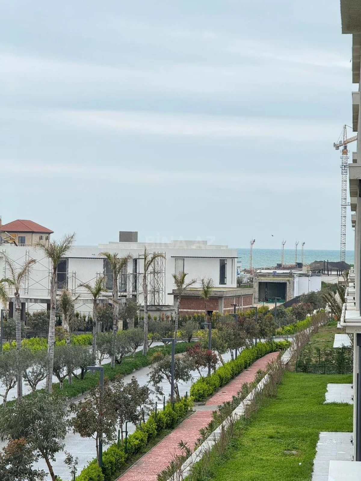 Satılır 2 otaqlı mənzil 84.3 m²