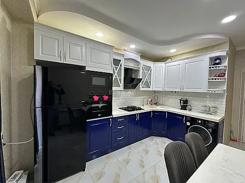 Kirayə verilir 2 otaqlı mənzil 100.3 m²