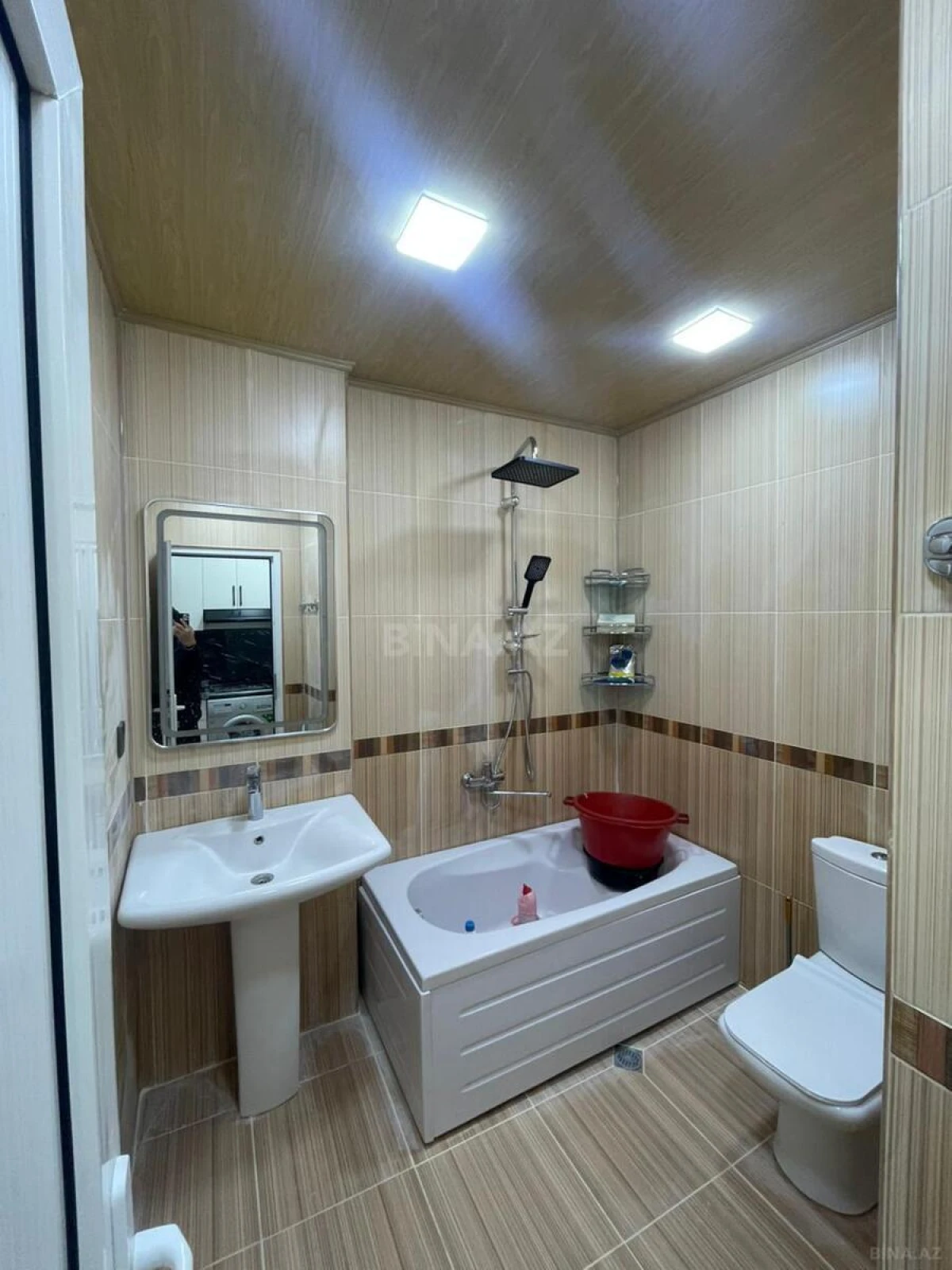 Satılır 2 otaqlı mənzil 65 m²