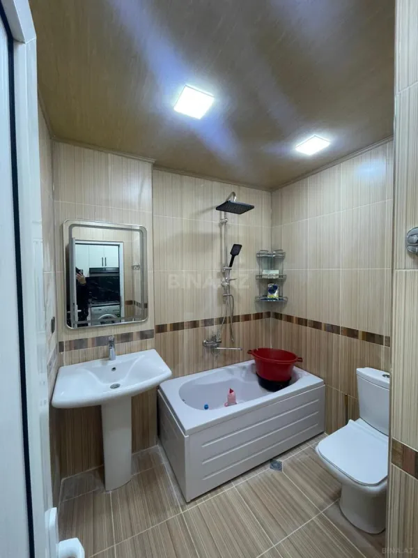 Satılır 2 otaqlı mənzil 65 m²