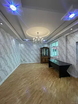 Satılır 2 otaqlı mənzil 65 m² — Bakı, İnşaatçılar 2 otaq 65.00 m²