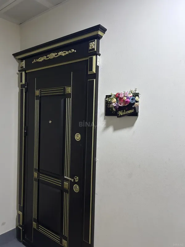 Kirayə verilir 3 otaqlı mənzil 138 m²