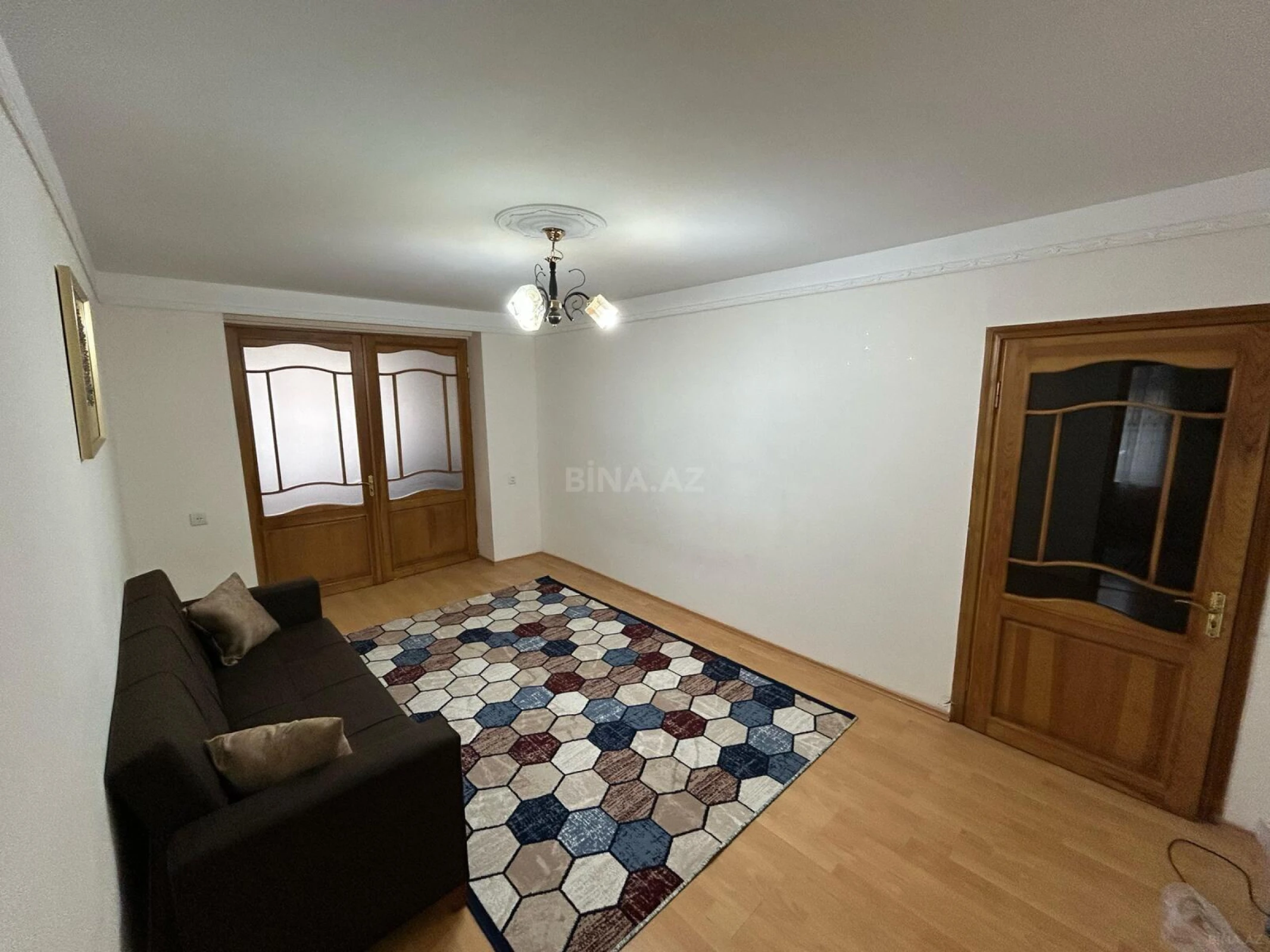 Kirayə verilir 3 otaqlı mənzil 75 m²