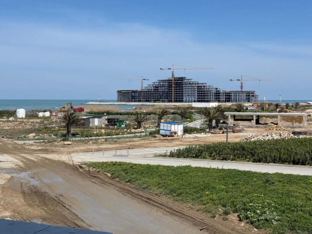 Satılır 6 otaqlı həyət evi 450 m²