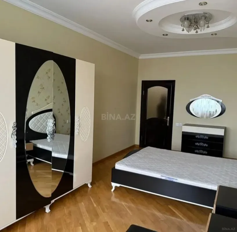 Kirayə verilir 2 otaqlı mənzil 70 m²