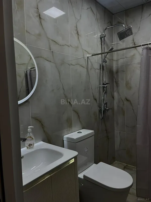 Satılır 4 otaqlı həyət evi 200 m²