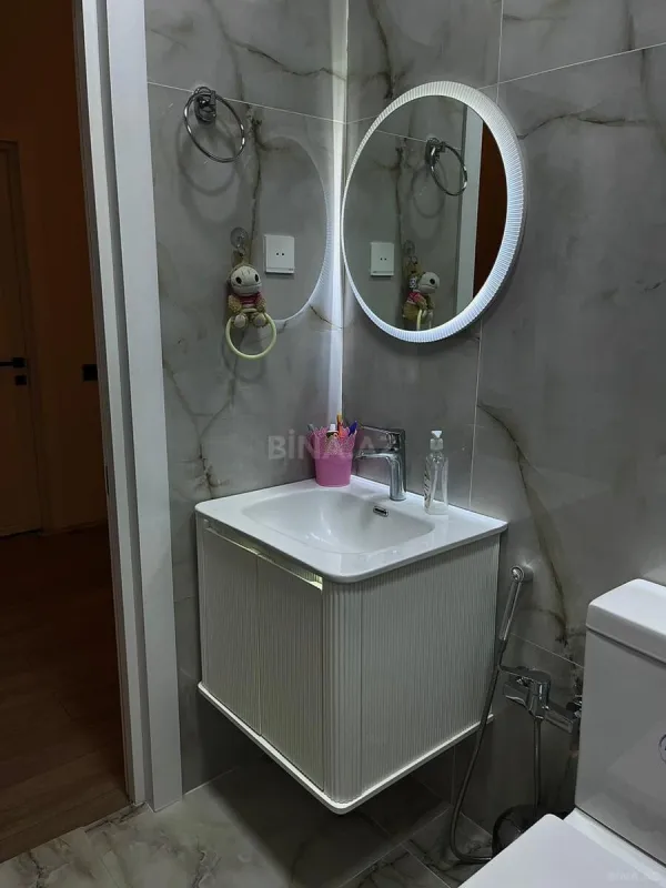 Satılır 4 otaqlı həyət evi 200 m²