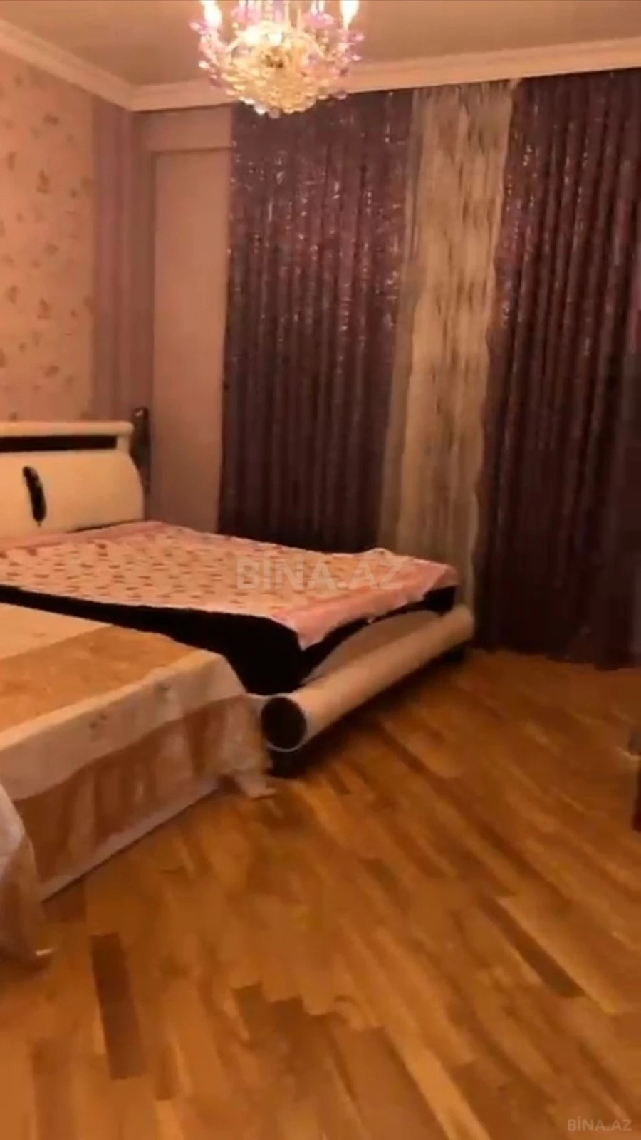 Satılır 2 otaqlı mənzil 105 m²