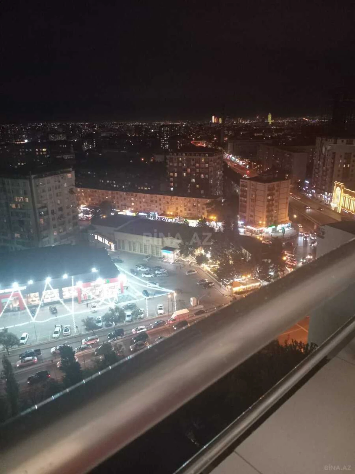 Satılır 2 otaqlı mənzil 105 m²