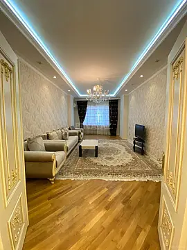 Kirayə verilir 3 otaqlı mənzil 120 m²