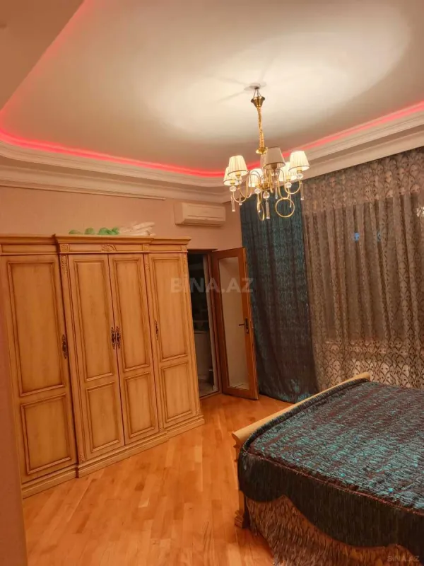 Kirayə verilir 3 otaqlı mənzil 120 m²
