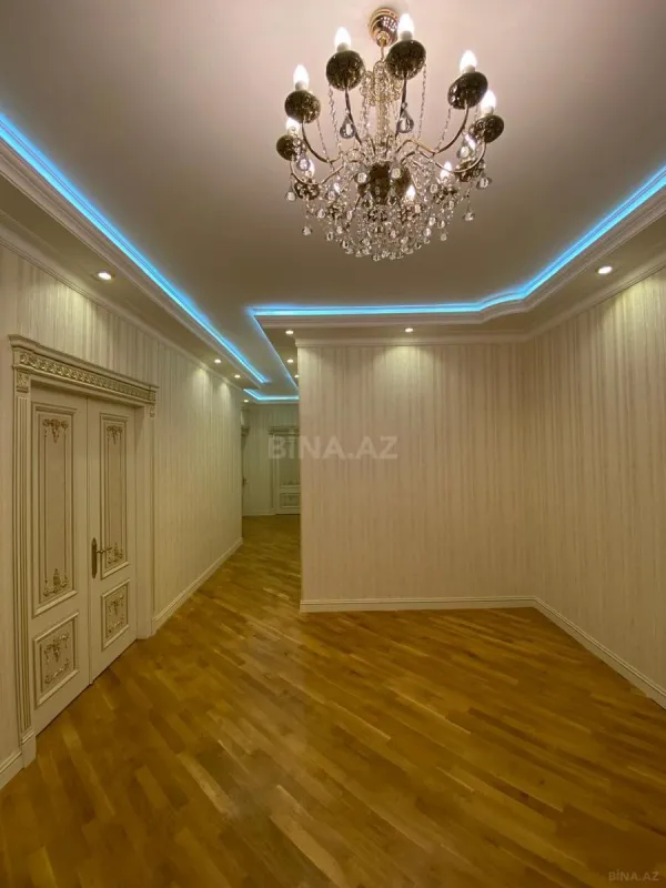 Kirayə verilir 3 otaqlı mənzil 120 m²