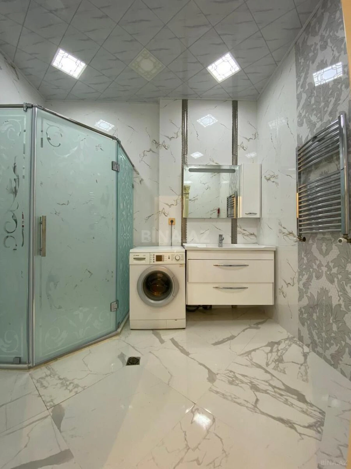 Kirayə verilir 3 otaqlı mənzil 120 m²