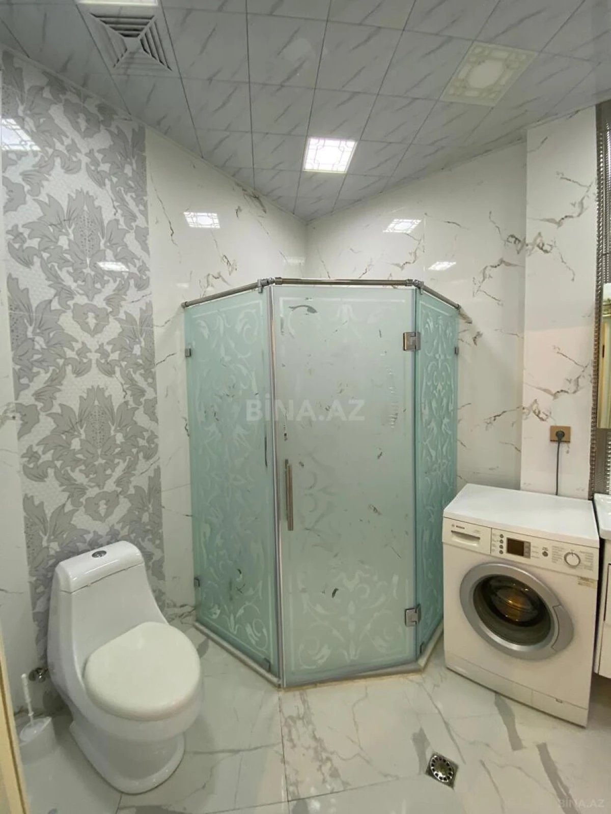 Kirayə verilir 3 otaqlı mənzil 120 m²
