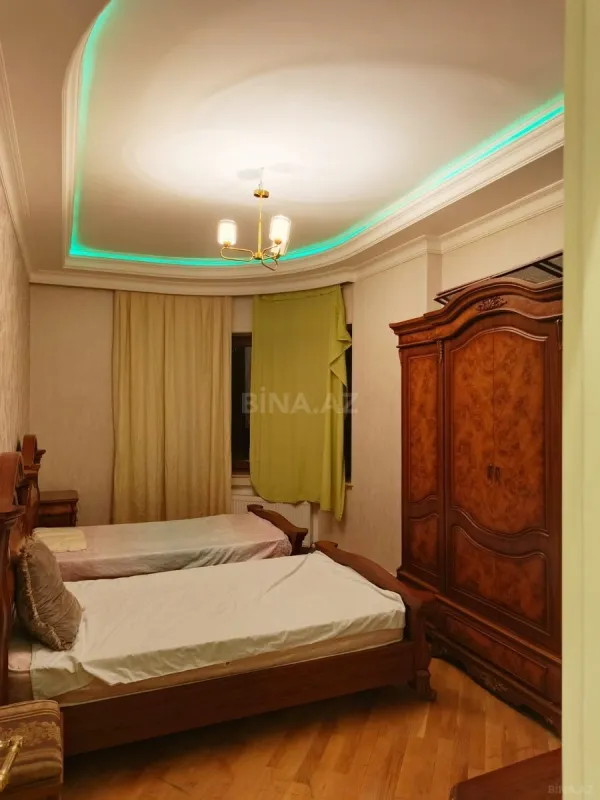 Kirayə verilir 3 otaqlı mənzil 120 m²