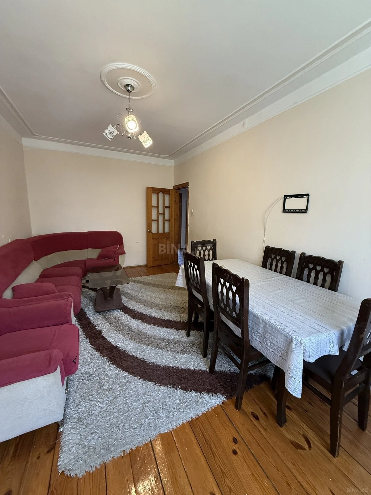 Kirayə verilir 3 otaqlı mənzil 75 m²