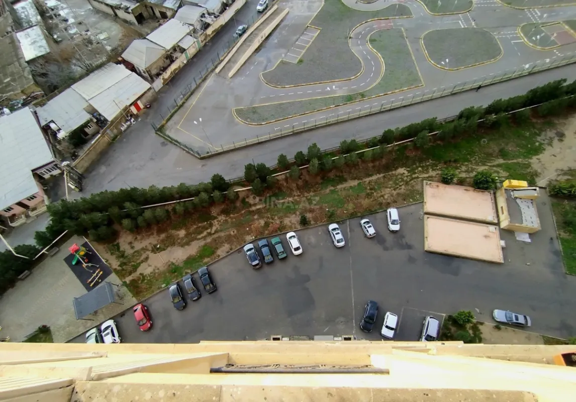 Satılır 2 otaqlı mənzil 65 m²