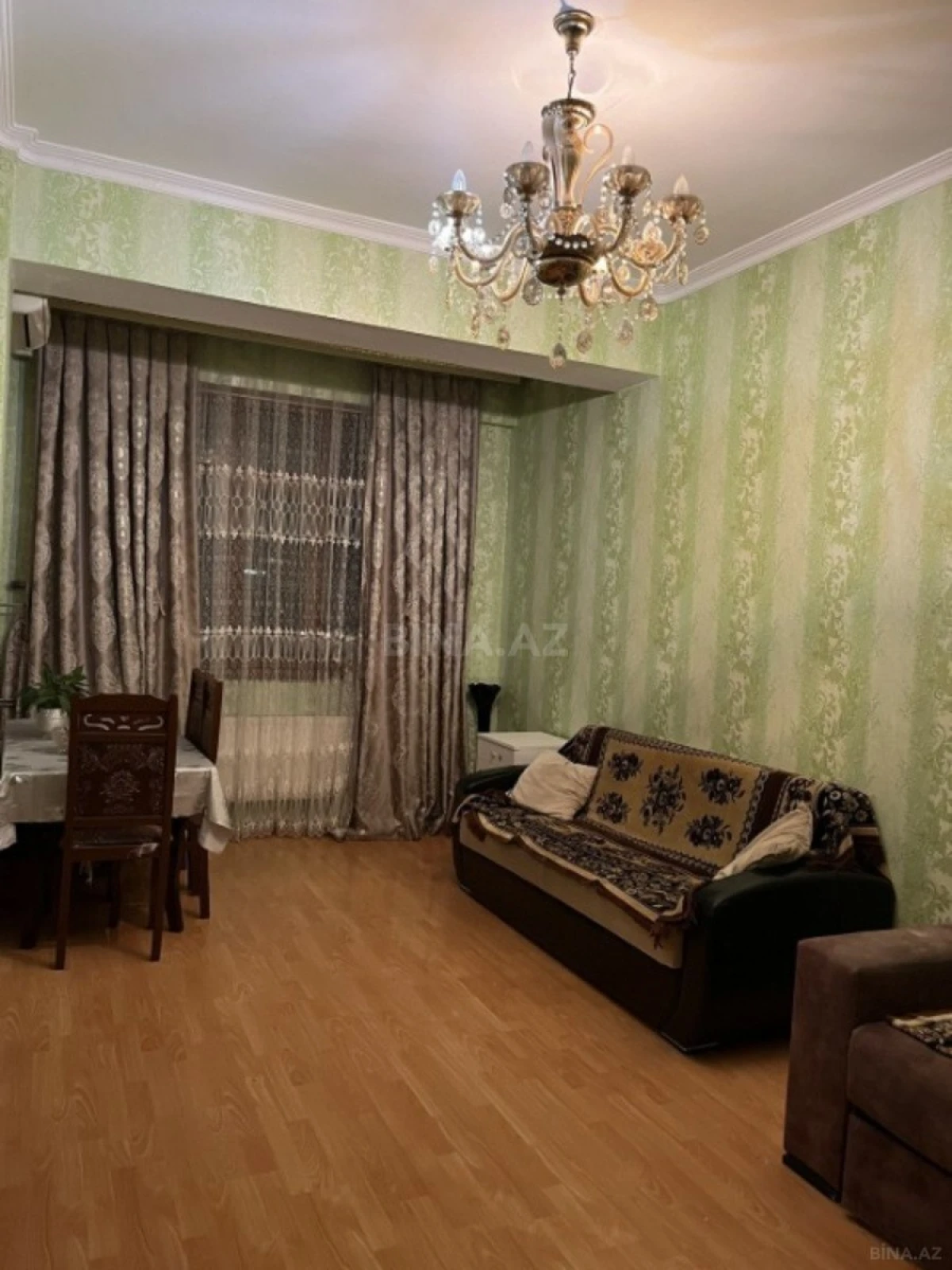 Satılır 2 otaqlı mənzil 65 m²