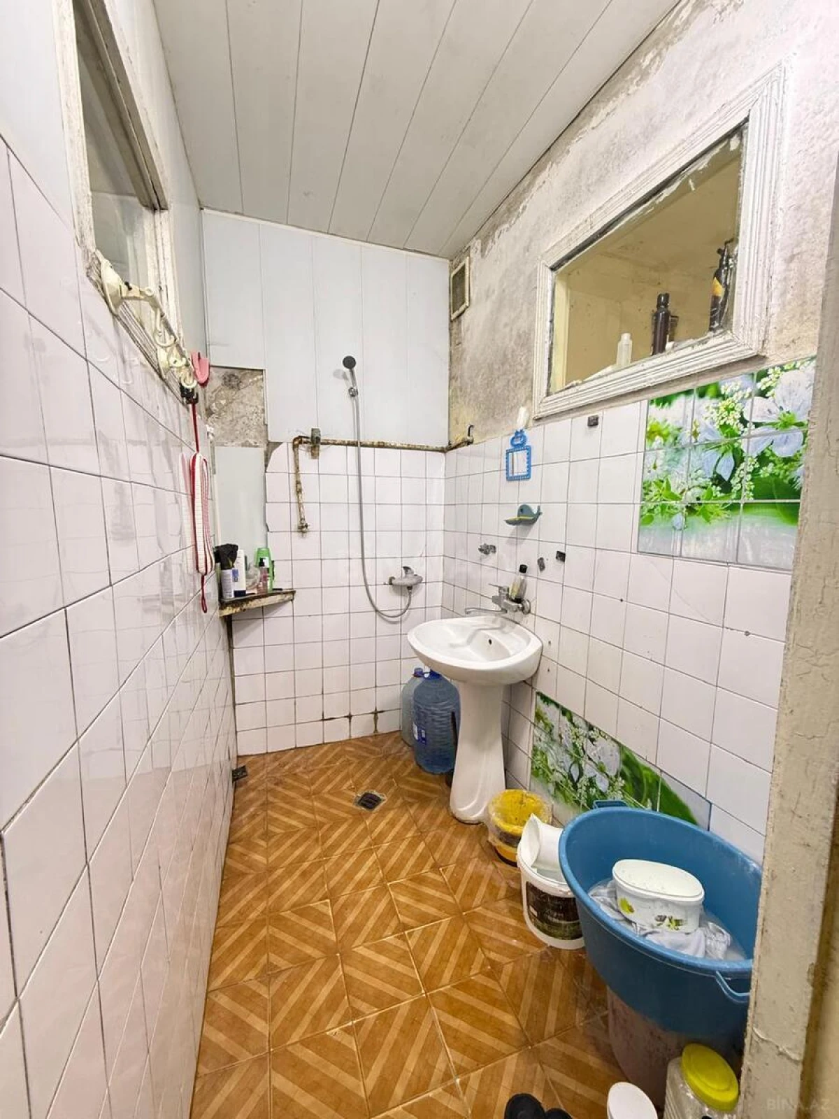Satılır 2 otaqlı mənzil 65 m²