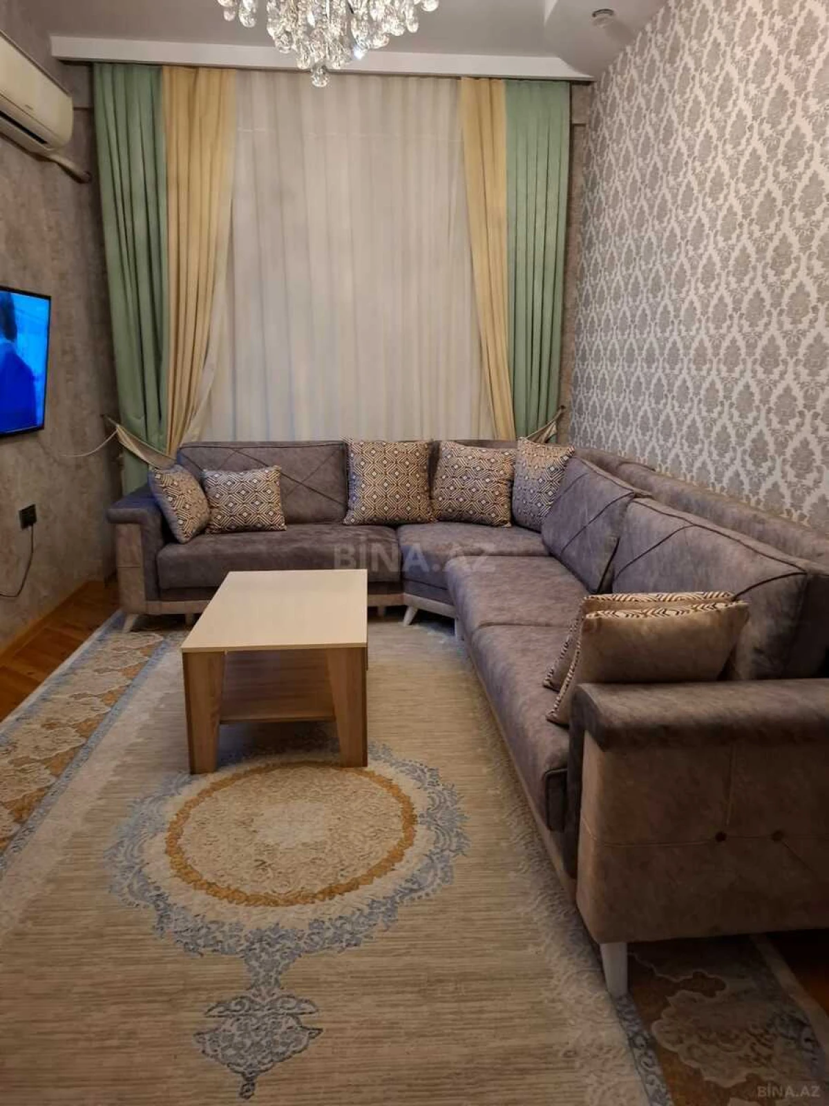 Satılır 3 otaqlı mənzil 105 m²