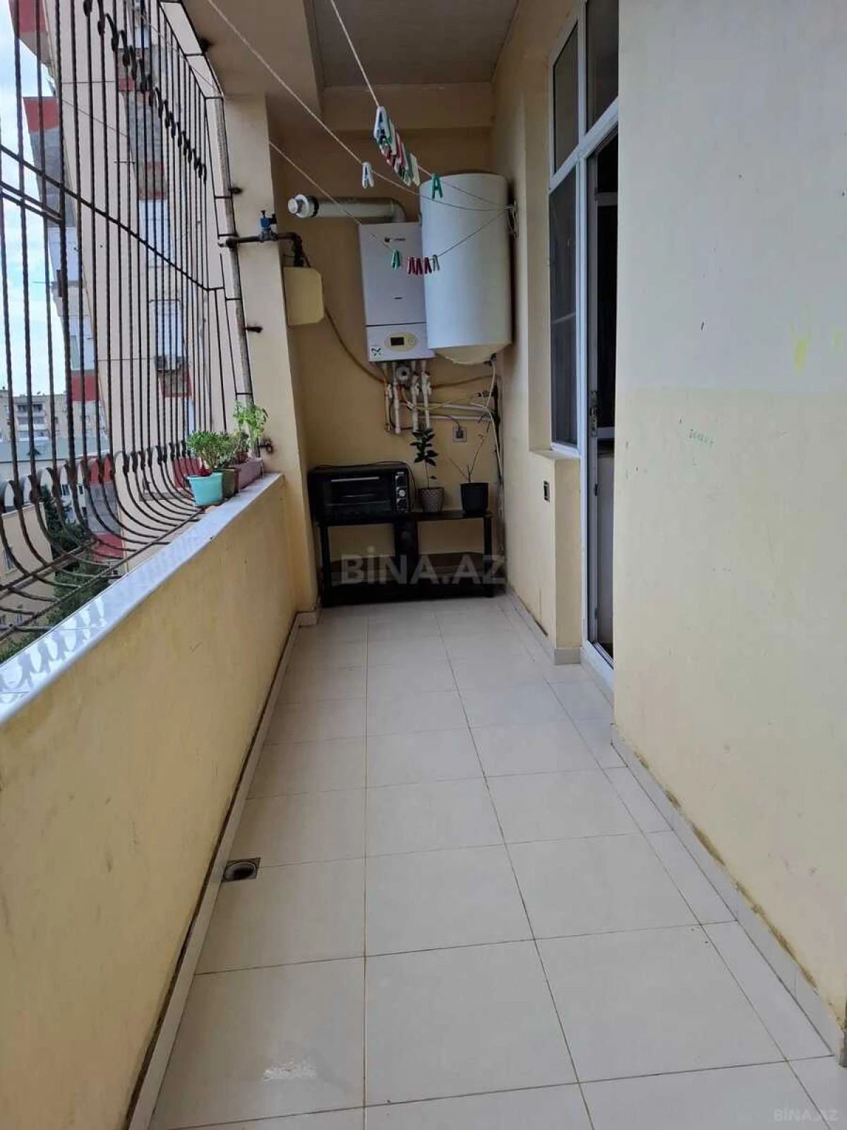 Satılır 3 otaqlı mənzil 105 m²