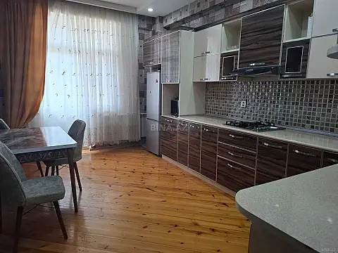 Satılır 3 otaqlı mənzil 105 m² — Bakı 3 otaq 105.00 m²