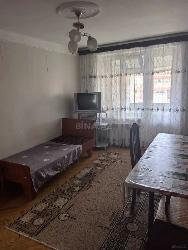 Kirayə verilir 2 otaqlı mənzil 60 m²