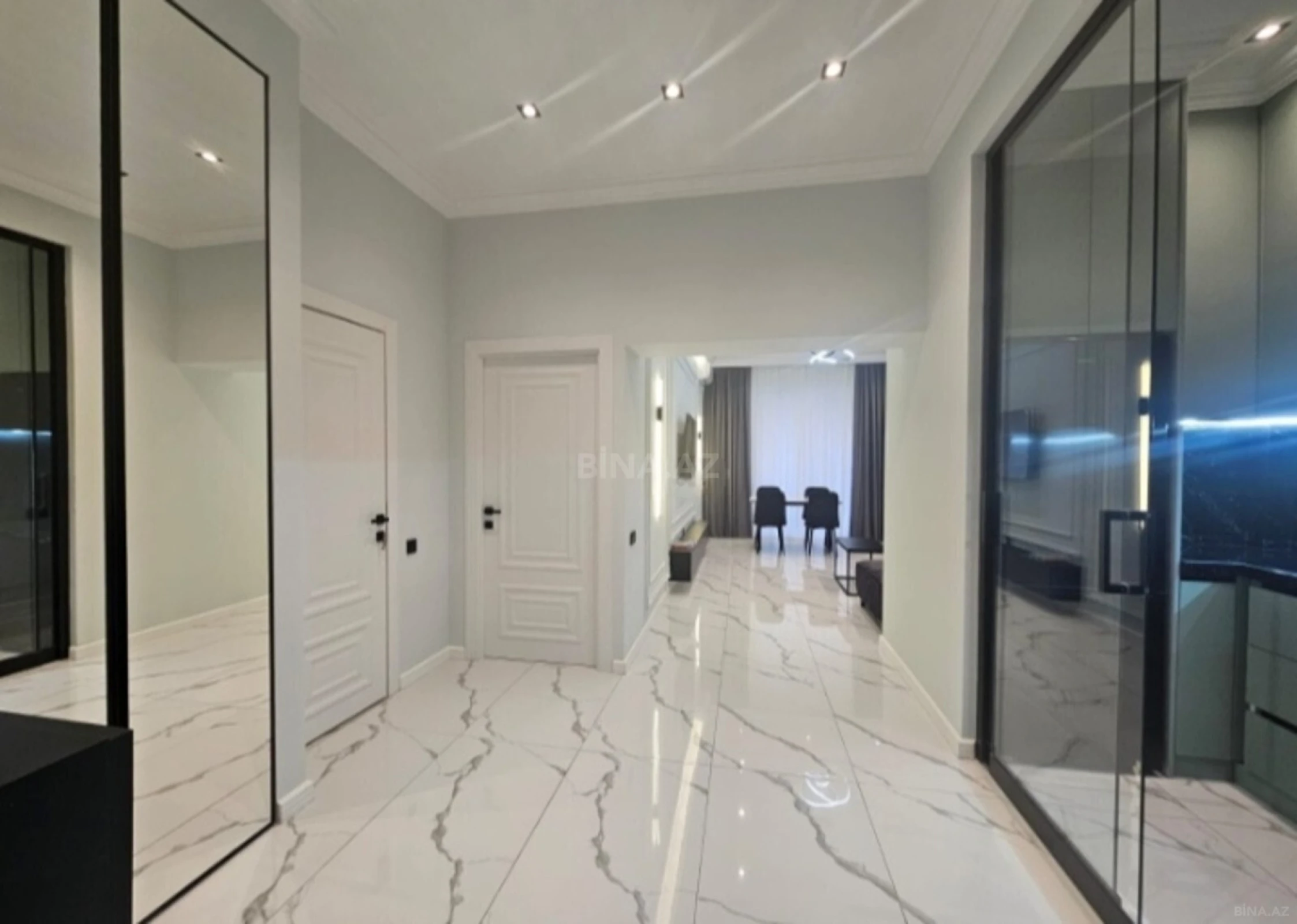 Kirayə verilir 2 otaqlı mənzil 80 m²