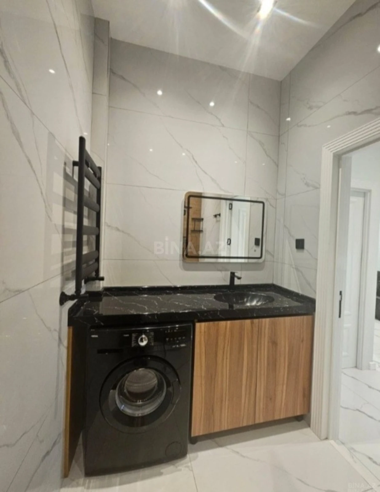 Kirayə verilir 2 otaqlı mənzil 80 m²