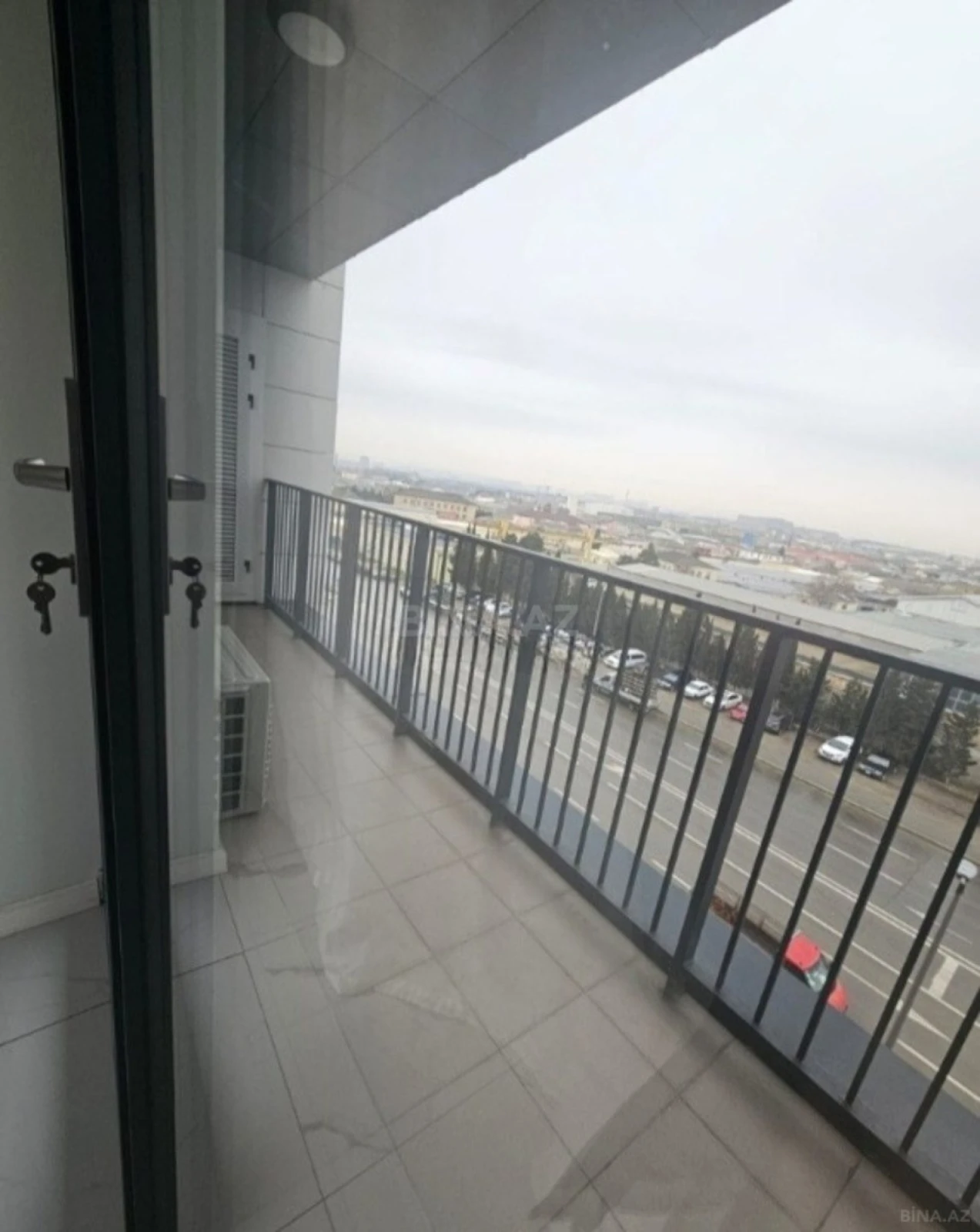 Kirayə verilir 2 otaqlı mənzil 80 m²