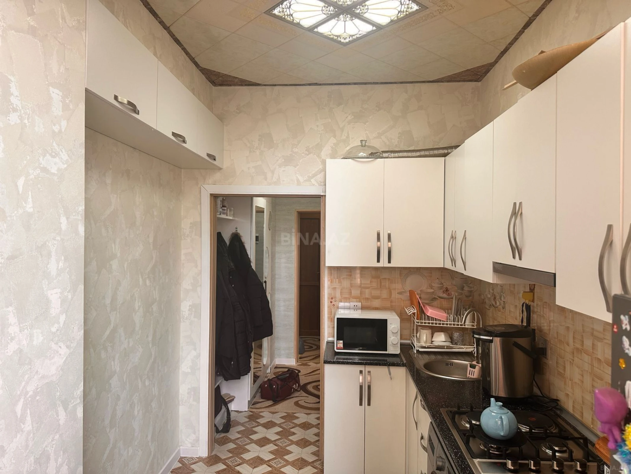 Satılır 2 otaqlı mənzil 58 m²
