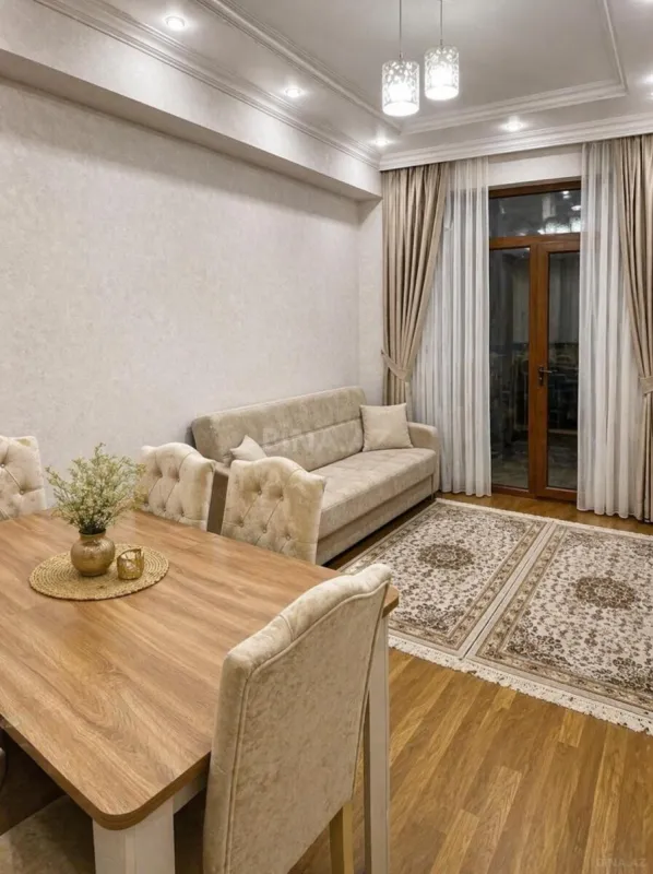 Satılır 2 otaqlı mənzil 65 m²