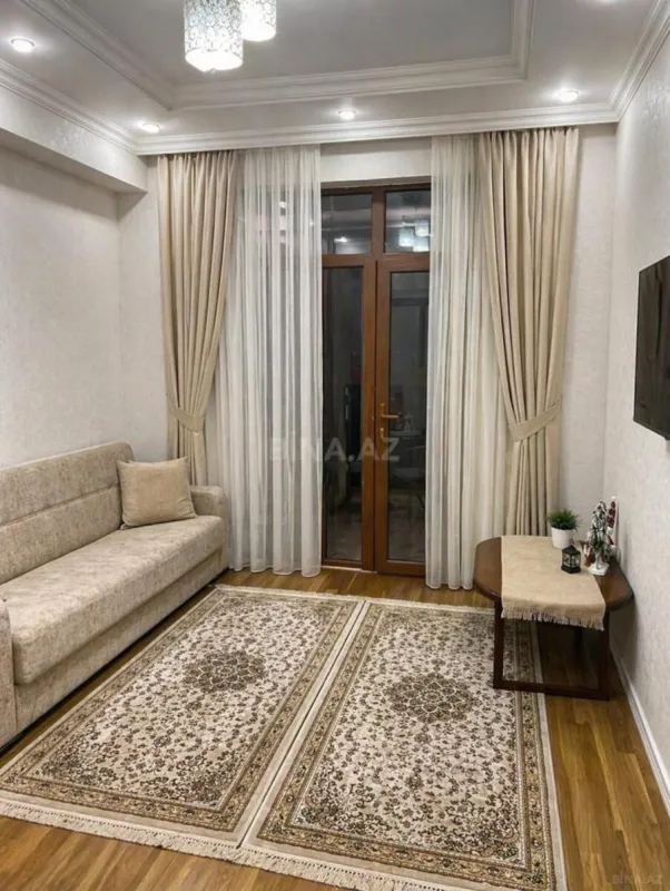 Satılır 2 otaqlı mənzil 65 m²