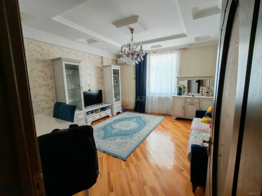 Satılır 2 otaqlı mənzil 65 m²