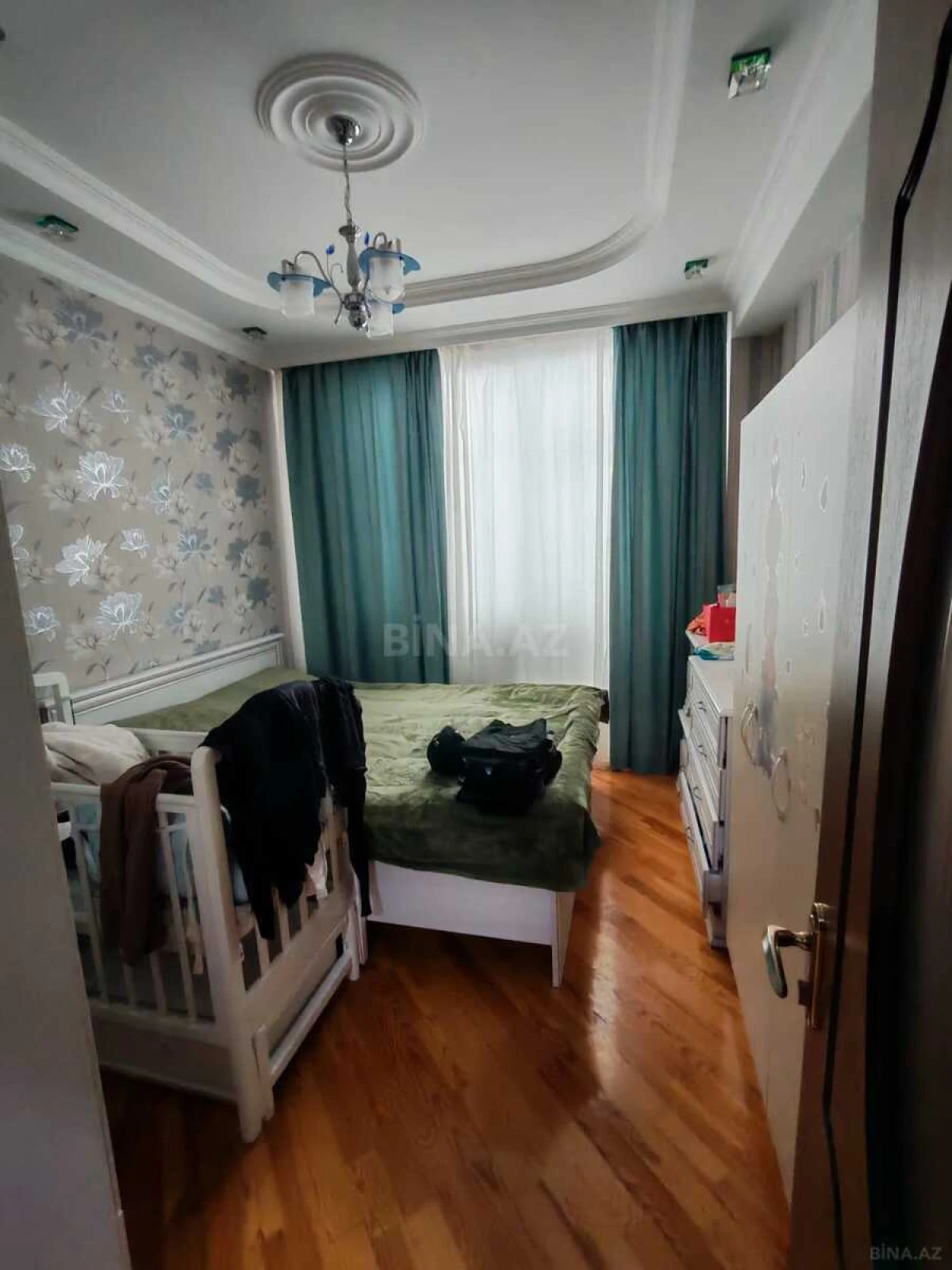 Satılır 2 otaqlı mənzil 65 m²