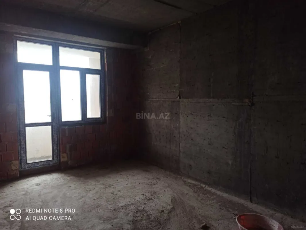 Satılır 2 otaqlı mənzil 105 m²