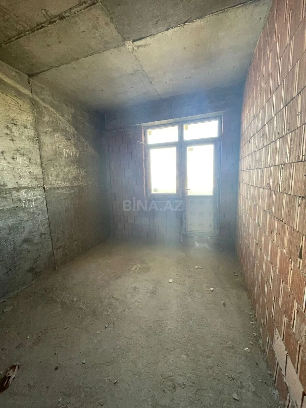 Satılır 1 otaqlı mənzil 48 m²