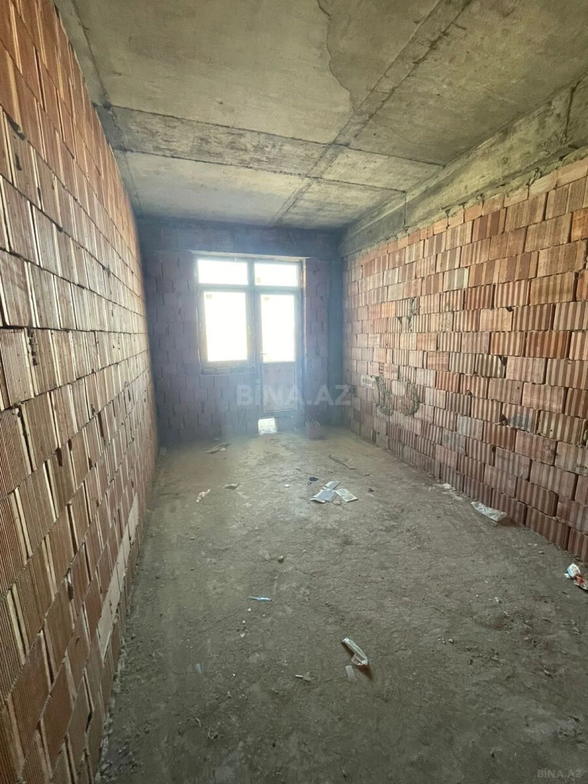 Satılır 1 otaqlı mənzil 48 m²