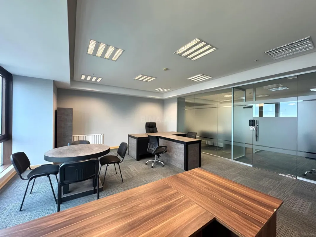 Kirayə verilir 3 otaqlı ofis 100 m²