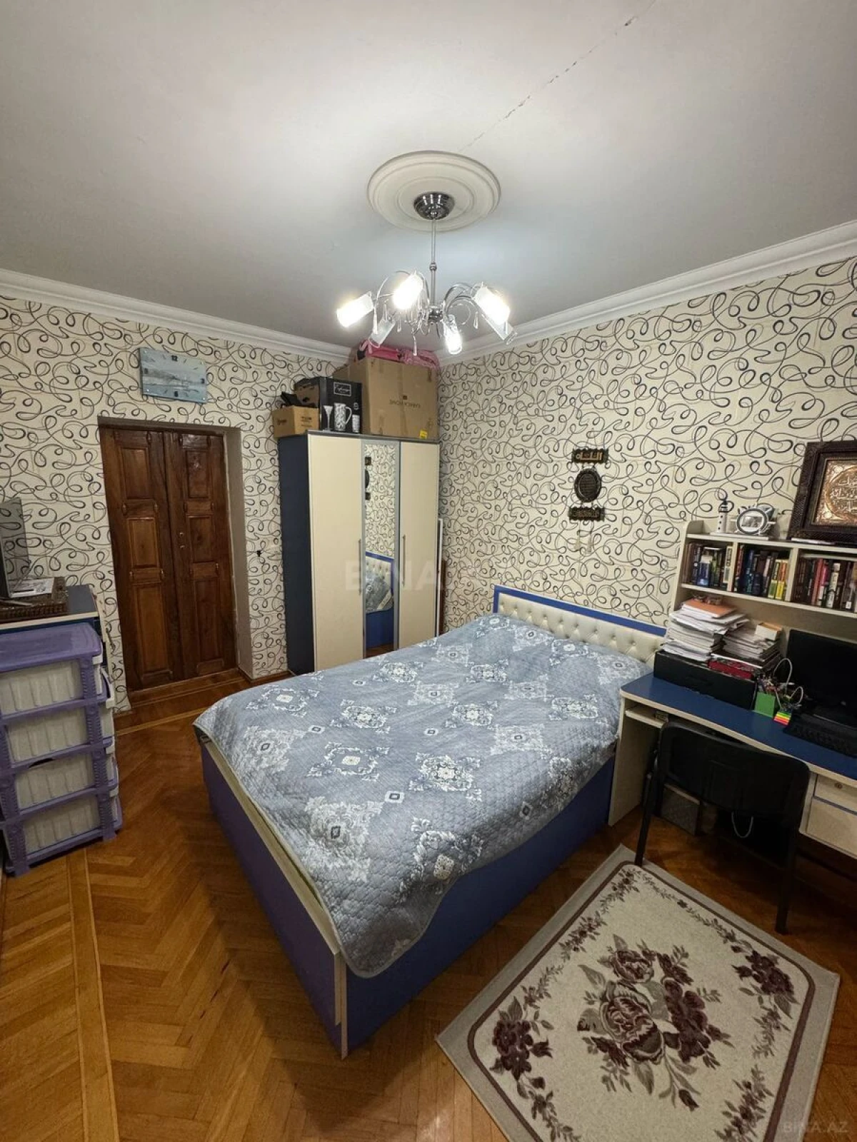 Satılır 7 otaqlı mənzil 187 m²