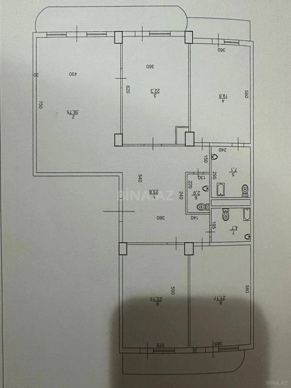 Satılır 4 otaqlı mənzil 180 m²