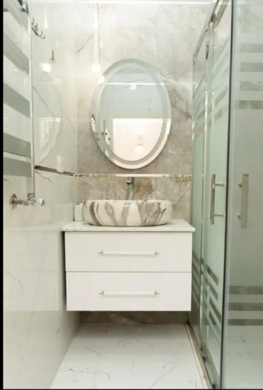 Kirayə verilir 2 otaqlı mənzil 68 m²