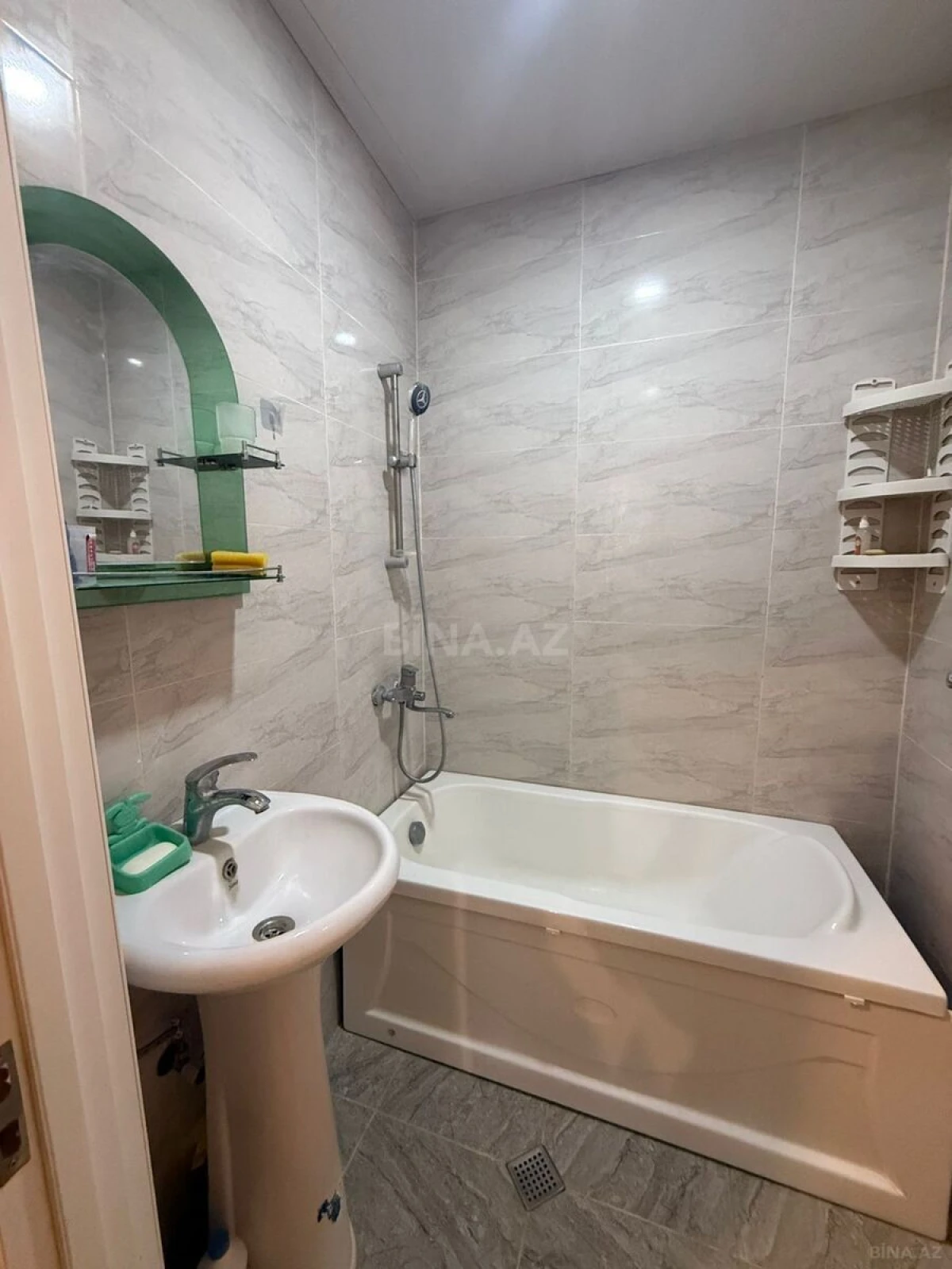 Kirayə verilir 3 otaqlı mənzil 80 m²